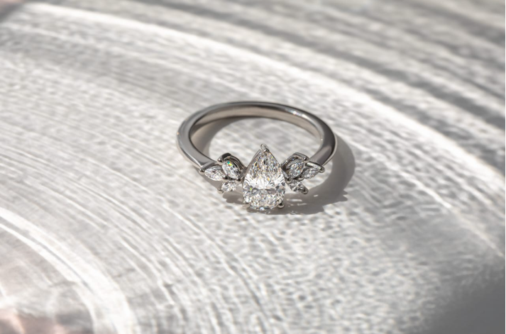 The Elegance of Lab Created Diamond Rings UK